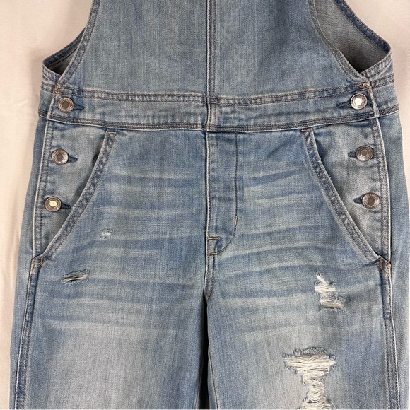 AMERICAN EAGLE Women’s Size XS Denim Jean Bib Overalls Tomgirl Style Destructed - Picture 7 of 16